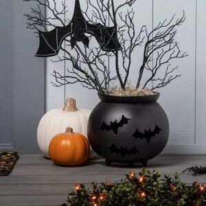 Hyde and Eek Cauldron Planter